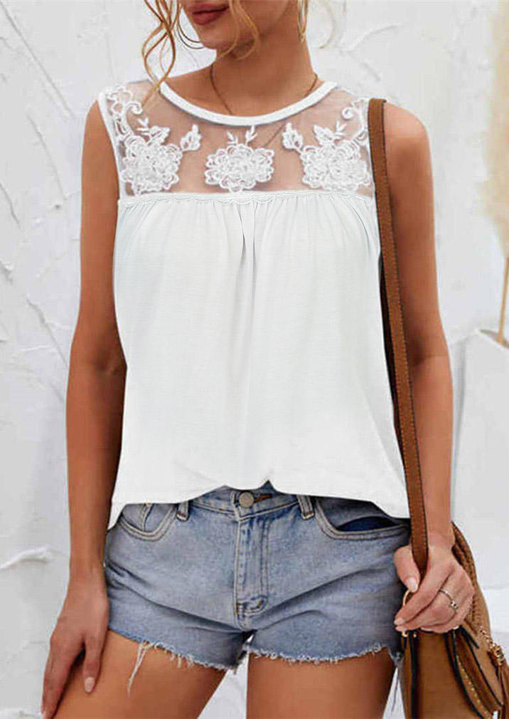 

Tank Tops Floral Lace Sleeveless Tank Top in White. Size: ,M,L,XL