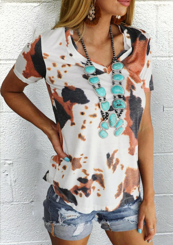 Blouses Cow Short Sleeve V-Neck Blouse in Multicolor. Size: S,XL