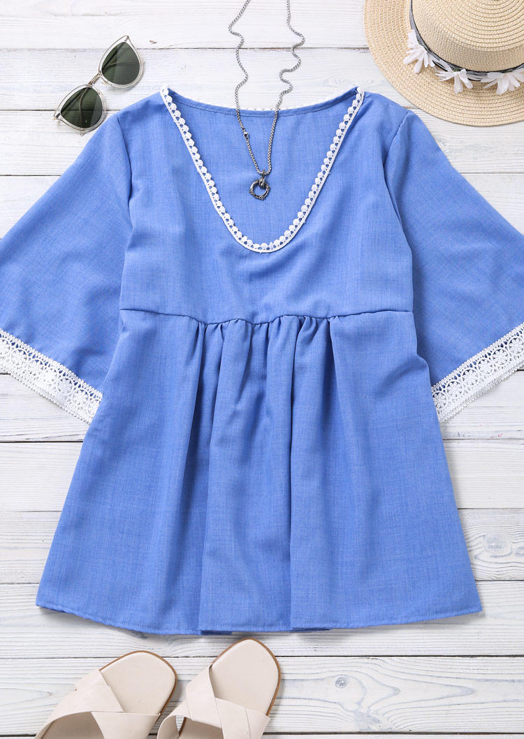 

Blouses Lace Splicing Ruffled Flare Sleeve Blouse in Blue. Size: ,M,L,XL