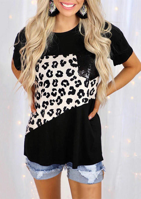 

Blouses Leopard Pocket O-Neck Blouse in Black. Size