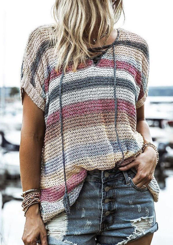 

Blouses Knitted Color Block Lace Up Tassel Blouse in Multicolor. Size: ,M,L,XL