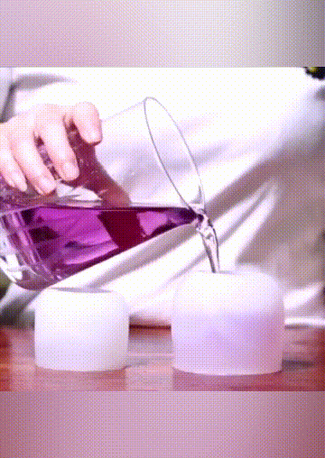 

Tools 3D Silicone Rose Shape Ice Cube Mold in White. Size: ,M