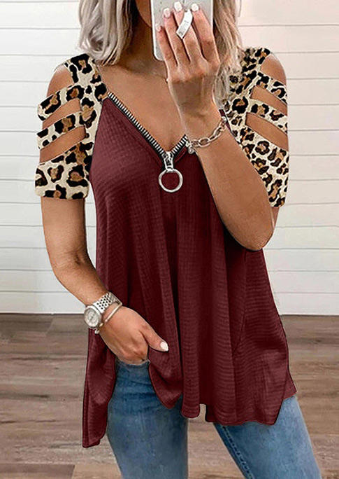 

Blouses Leopard Zipper Collar Cold Shoulder Blouse in Burgundy. Size