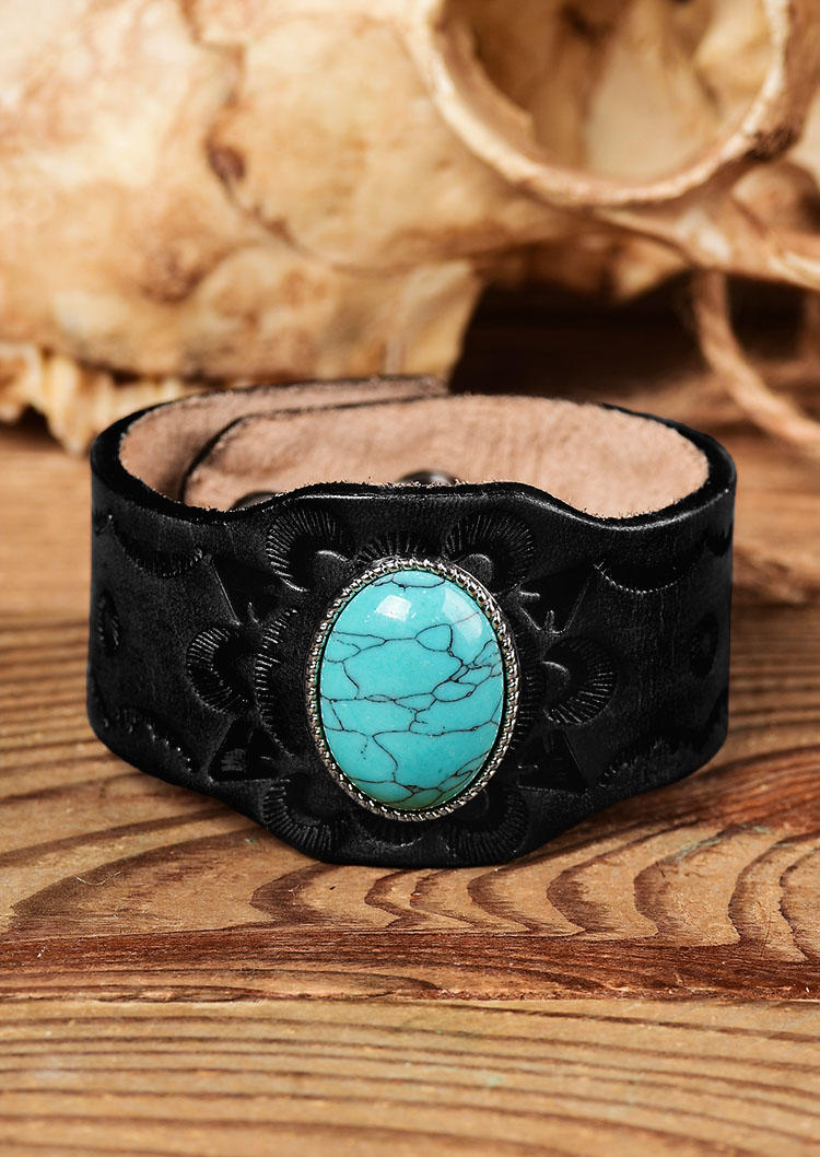 

Bracelet Vintage Turquoise Embossed Wide Leather Bracelet in Black. Size