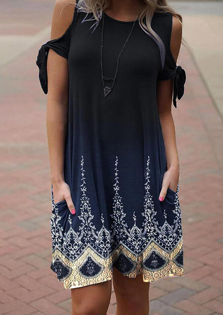 

Mini Dresses Geometric Cold Shoulder Pocket Mini Dress in Multicolor. Size: ,L