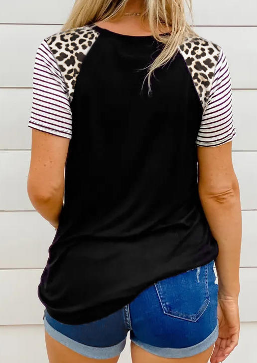 

Blouses Leopard Striped Raglan Sleeve O-Neck Blouse in Black. Size