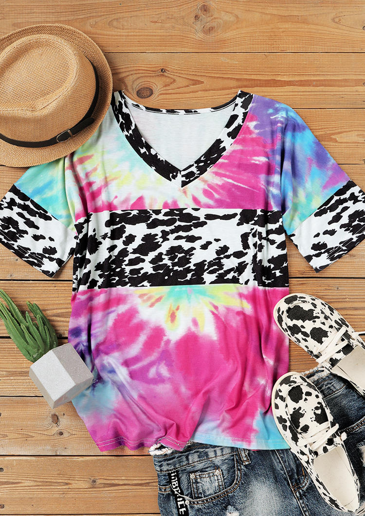 

Blouses Western Cow Tie Dye V-Neck Blouse in Multicolor. Size: ,M,L,XL