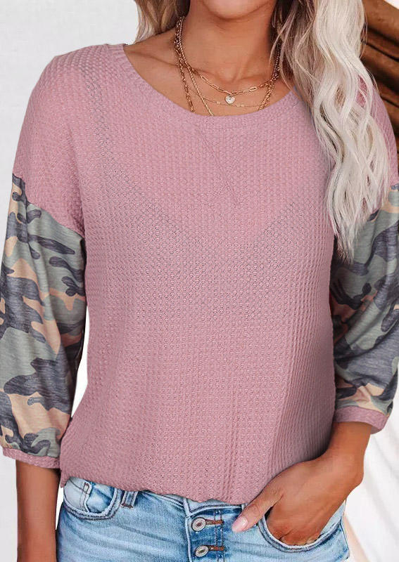 

Blouses Camouflage Splicing O-Neck Long Sleeve Blouse in Pink. Size: ,M,L,XL