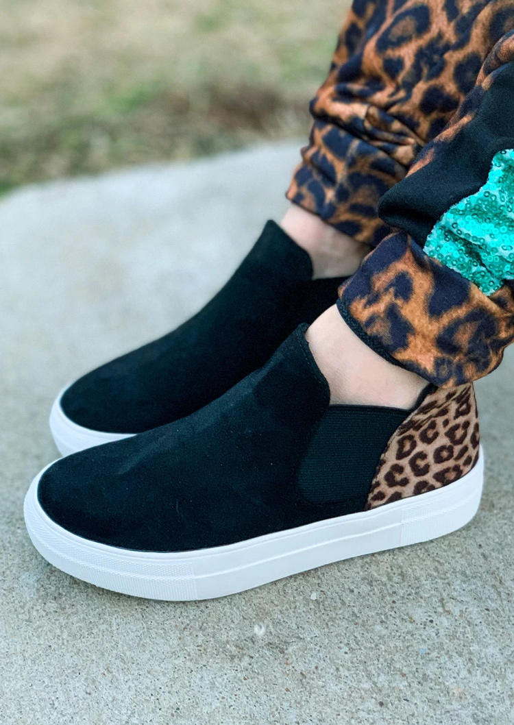 

Sneakers Leopard Splicing Slip On Round Toe Flat Sneakers in Black. Size: ,38,39,40,41