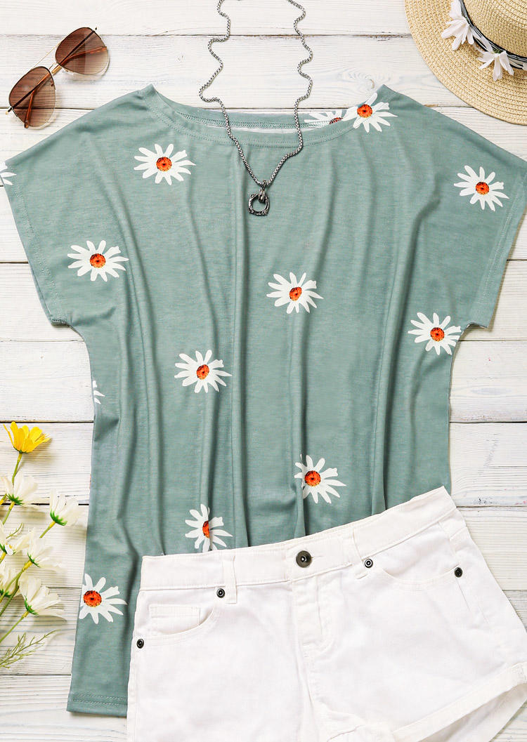 

T-shirts Tees Daisy O-Neck T-Shirt Tee in Green. Size