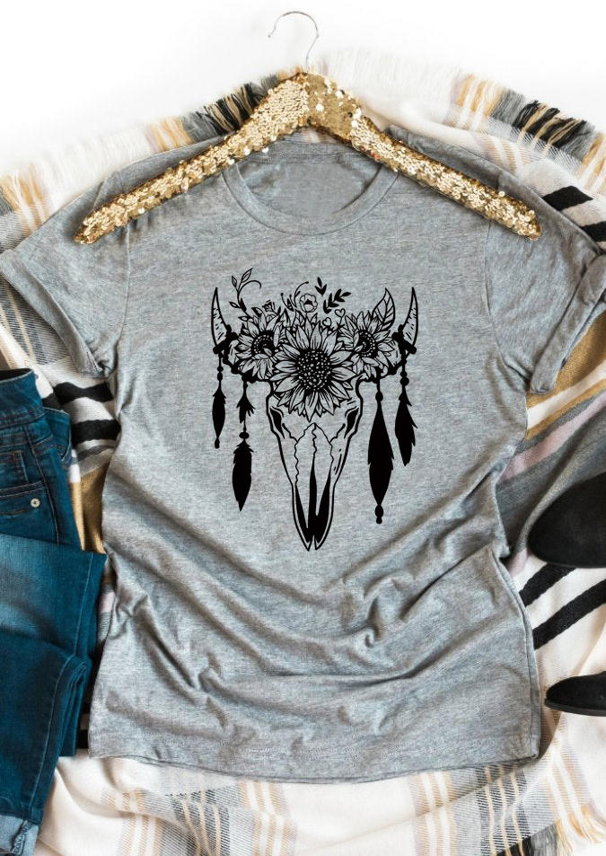 

T-shirts Tees Western Steer Skull Sunflower T-Shirt Tee in Gray. Size: ,XL