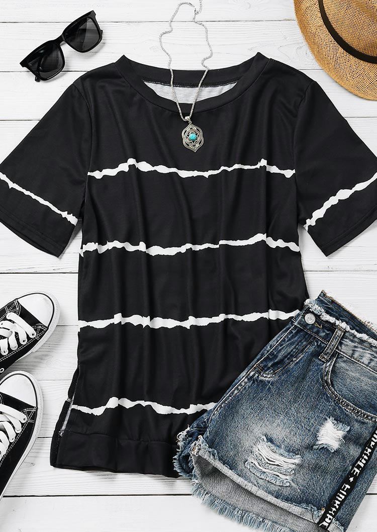 

Blouses Striped Tie Dye O-Neck Casual Blouse in Black. Size: ,M