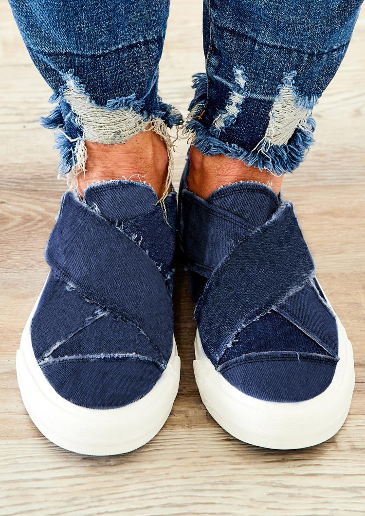 

Sneakers Slip On Round Toe Flat Canvas Sneakers in Blue. Size: ,38,39,40,41