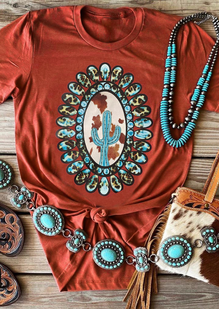 

T-shirts Tees Cowhide Cactus Turquoise O-Neck T-Shirt Tee in Brick Red. Size