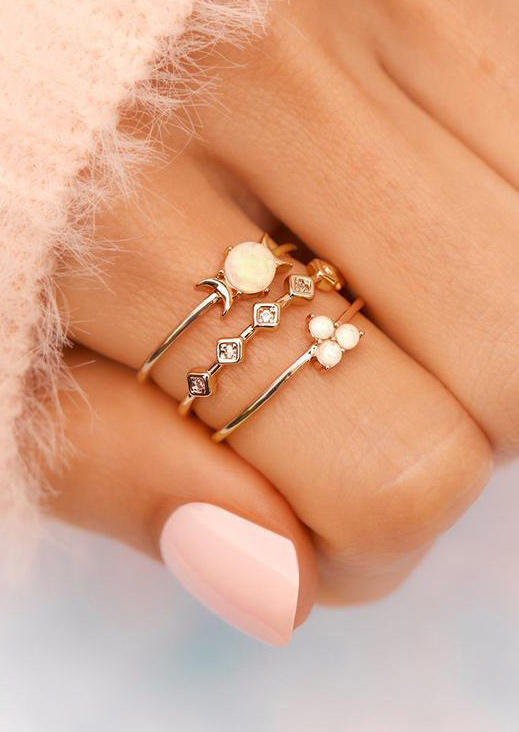 

Rings 3Pcs Moon Opal Geometric Alloy Ring Set in Rose Gold. Size