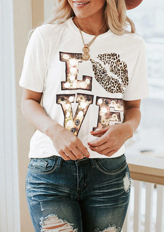 

T-shirts Tees Leopard Love Lips T-Shirt Tee in White. Size: ,M,L,XL