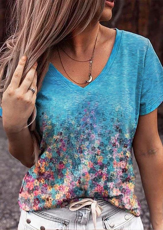 

Blouses Floral Oil Painting V-Neck Blouse in Cyan. Size