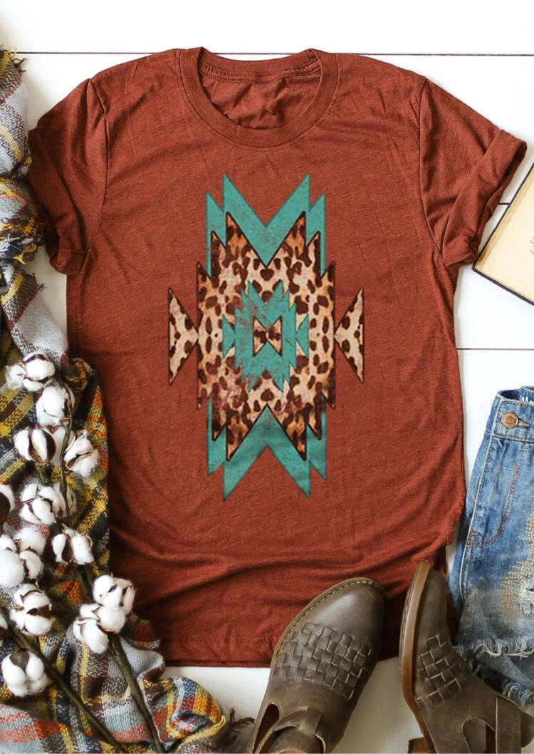 

T-shirts Tees Leopard Aztec Geometric T-Shirt Tee in Brick Red. Size