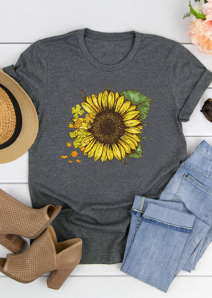 

T-shirts Tees Sunflower O-Neck T-Shirt Tee in Gray. Size: ,M,L,XL