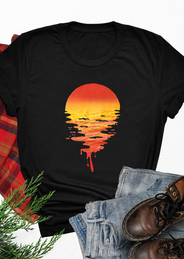 

T-shirts Tees Sunset Lake O-Neck T-Shirt Tee in Black. Size: ,M,L,XL