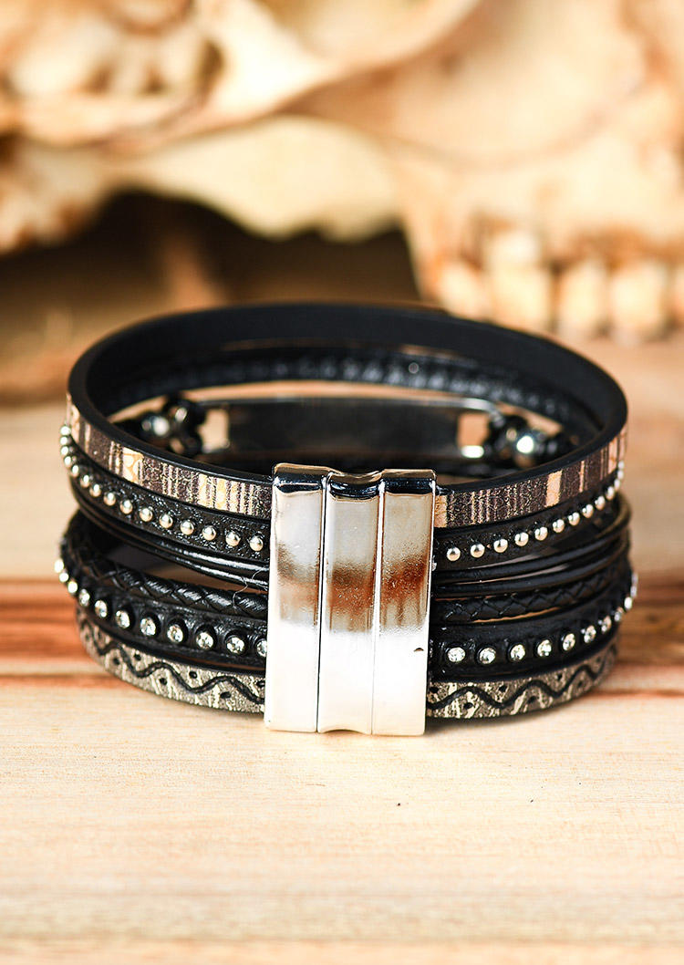 

Bracelet Letter Graphic Magnetic Buckle Bracelet in Black. Size