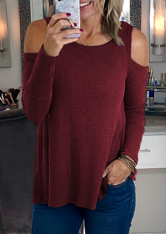 Blouses Cold Shoulder Long Sleeve Casual Blouse in Burgundy. Size: S