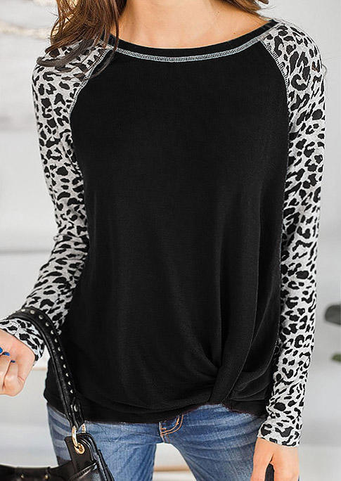 

Blouses Leopard Long Sleeve O-Neck Blouse in Black. Size