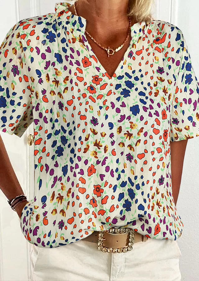 

Blouses Colorful Floral Notched Neck Blouse in Multicolor. Size