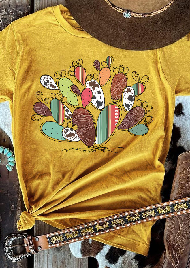 

T-shirts Tees Western Cactus Cow O-Neck T-Shirt Tee in Yellow. Size: ,L