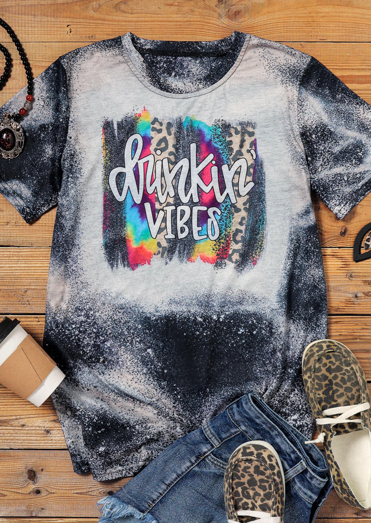 

T-shirts Tees Bleached Leopard Drinkin' Vibes T-Shirt Tee in Multicolor. Size