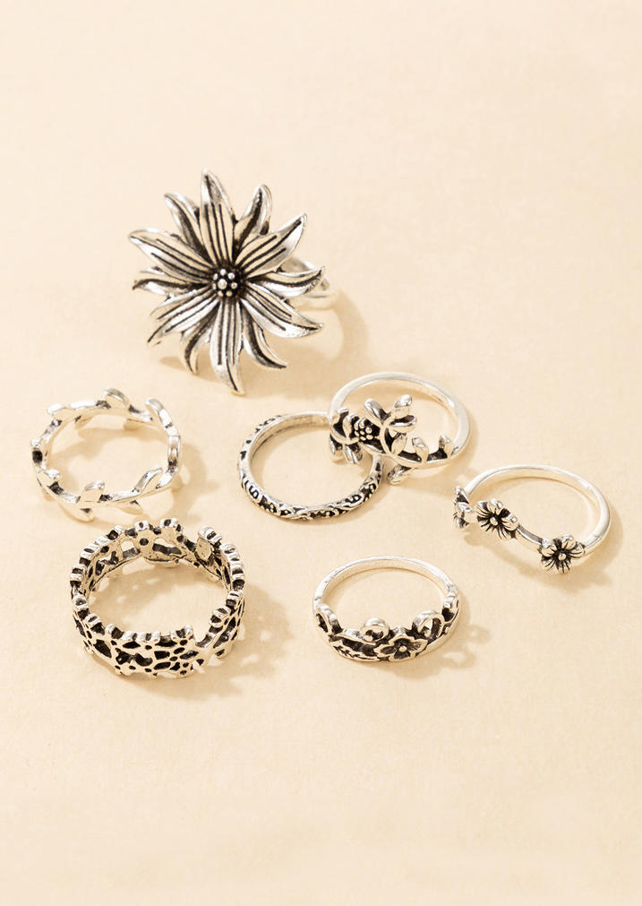 

Rings 7Pcs Daisy Leaf Hollow Out Alloy Ring Set in Silver. Size