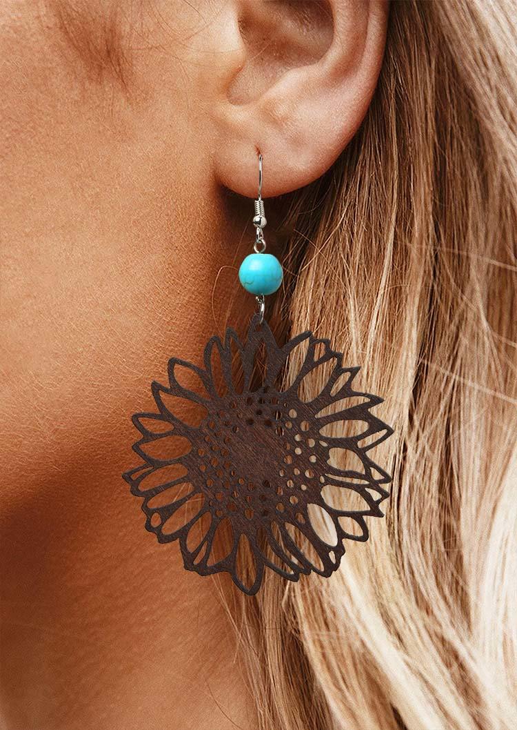 

Earrings Hollow Out Wooden Sunflower Turquoise Earrings in Brown. Size