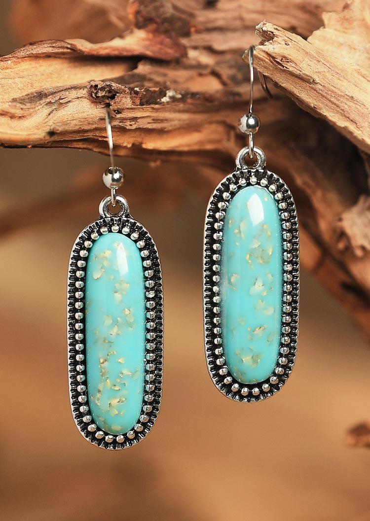 

Earrings Vintage Rhinestone Turquoise Oval Earrings in Cyan. Size