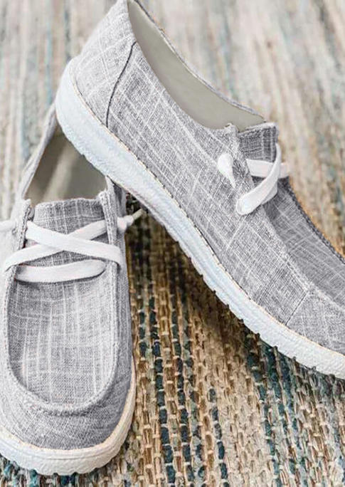 

Sneakers Slip On Flat Canvas Sneakers in Gray. Size: 38,39,40,42