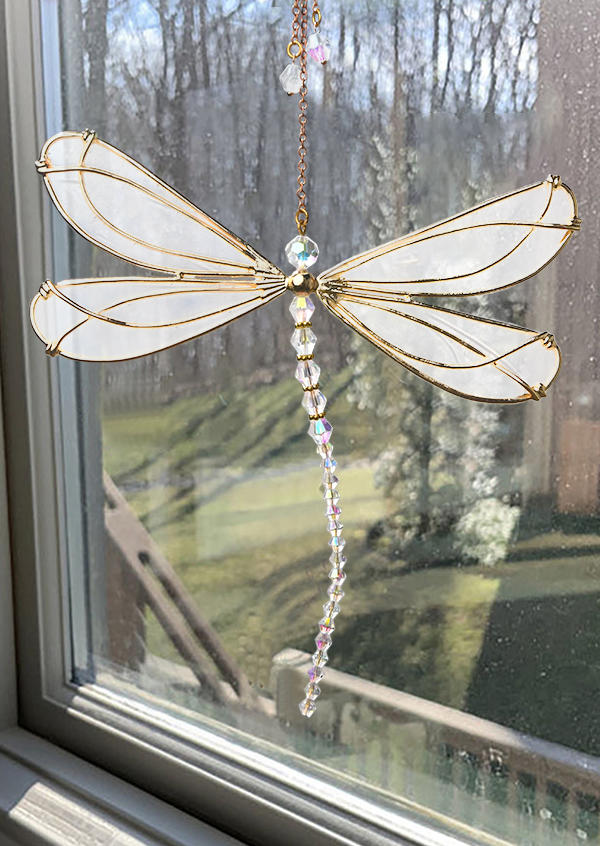 

Cool Gadgets Dragonfly Crystal Suncatcher in Gold. Size