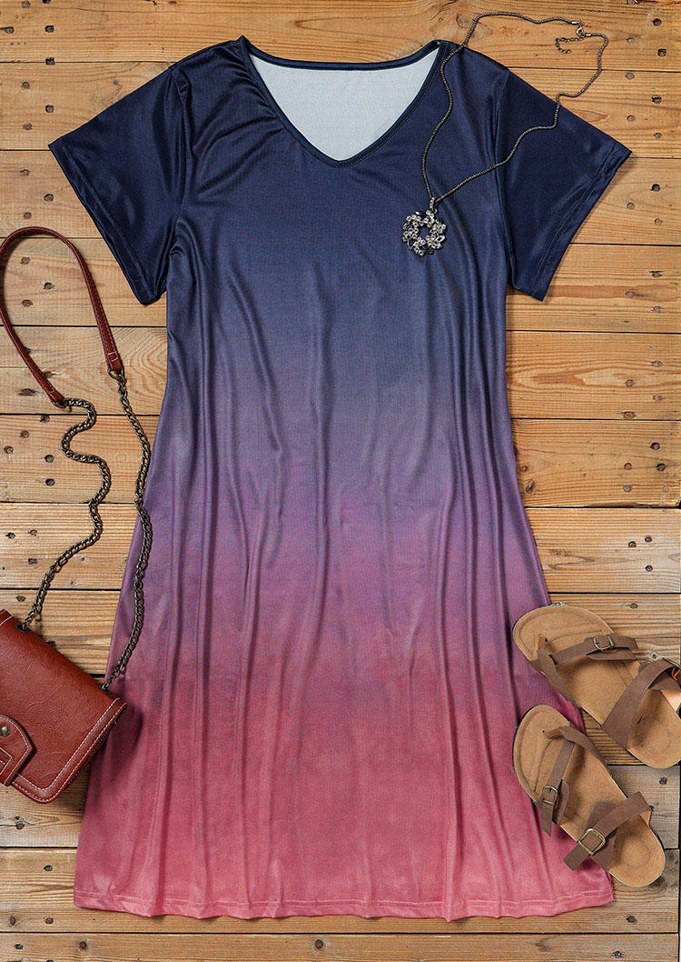 

Mini Dresses Gradient V-Neck Short Sleeve Mini Dress in Multicolor. Size