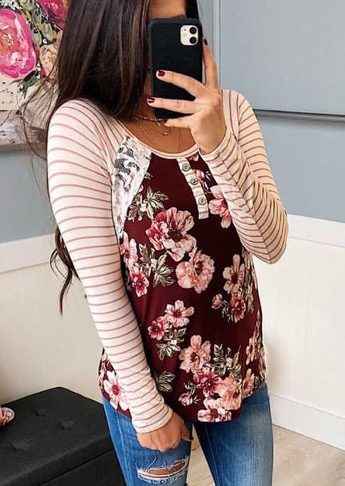 

Blouses Striped Floral Splicing Lace Button Blouse in Red. Size: ,XL