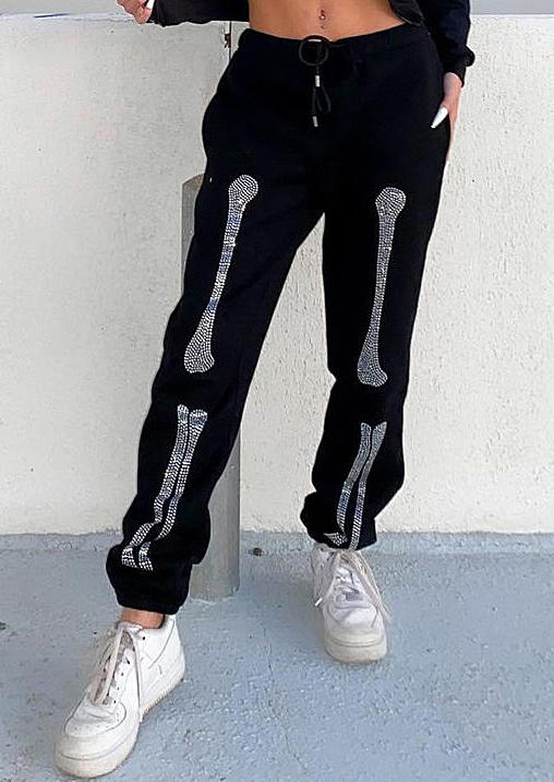 

Pants Bone Drawstring Pocket Sports Pants in Black. Size: ,M,L