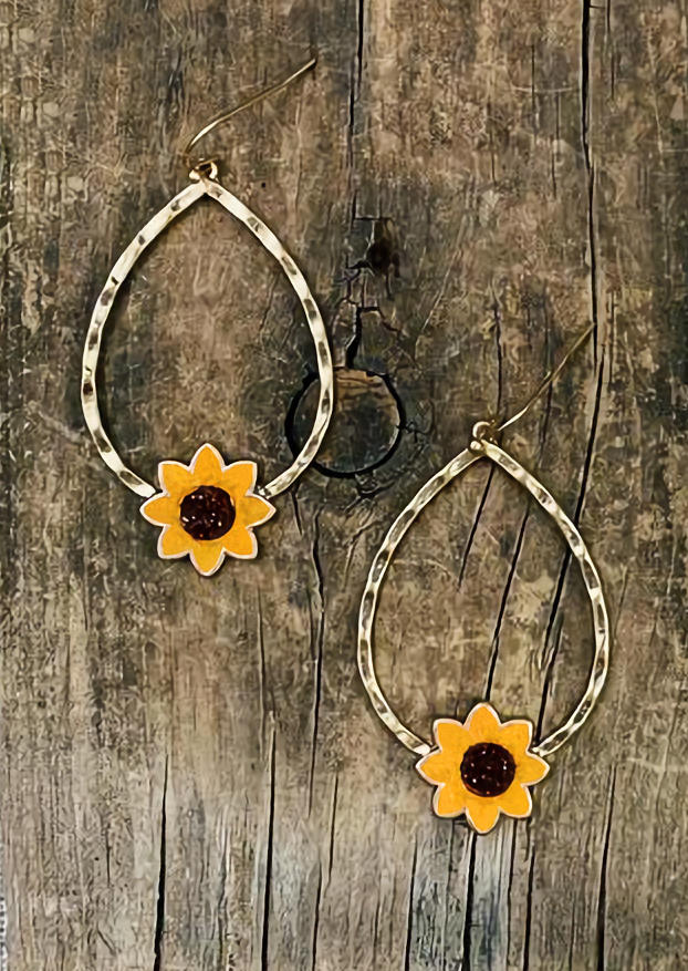 

Earrings Sunflower Hollow Out Alloy Earrings in Gold. Size