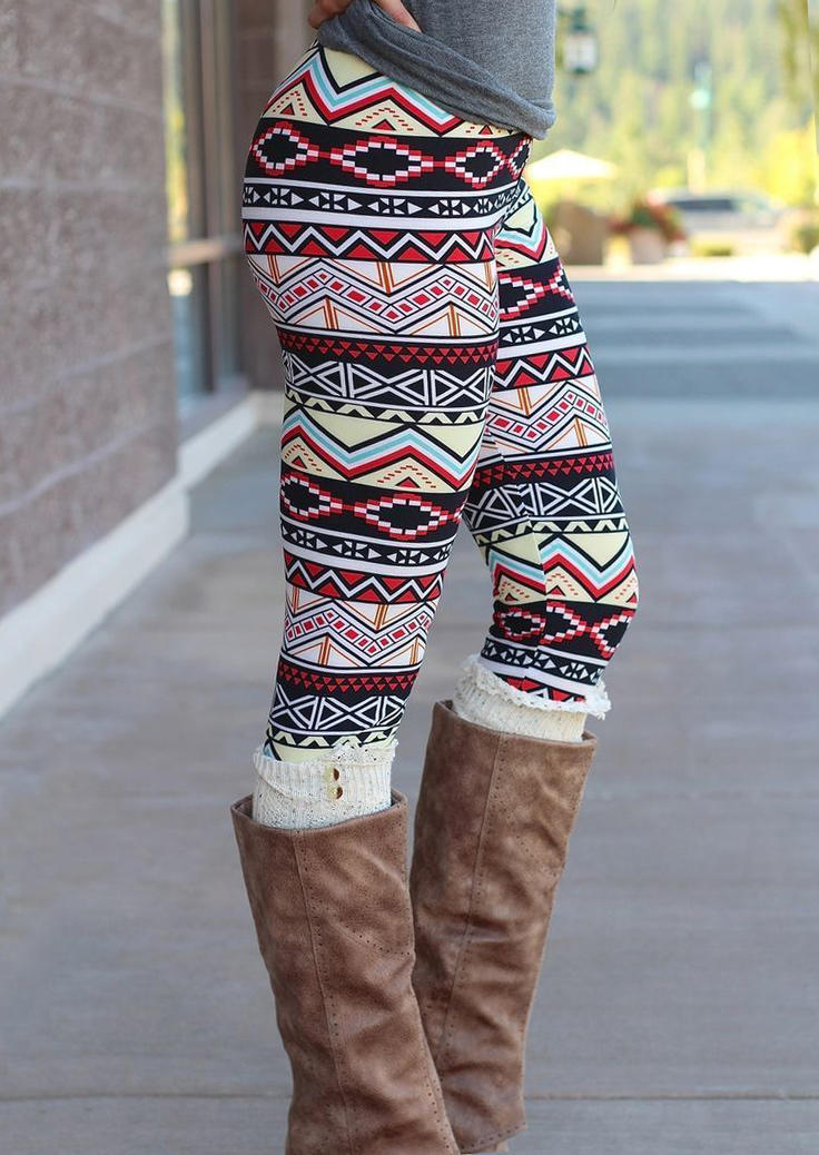 

Leggings Aztec Geometric Elastic Waist Leggings in Multicolor. Size: ,XL