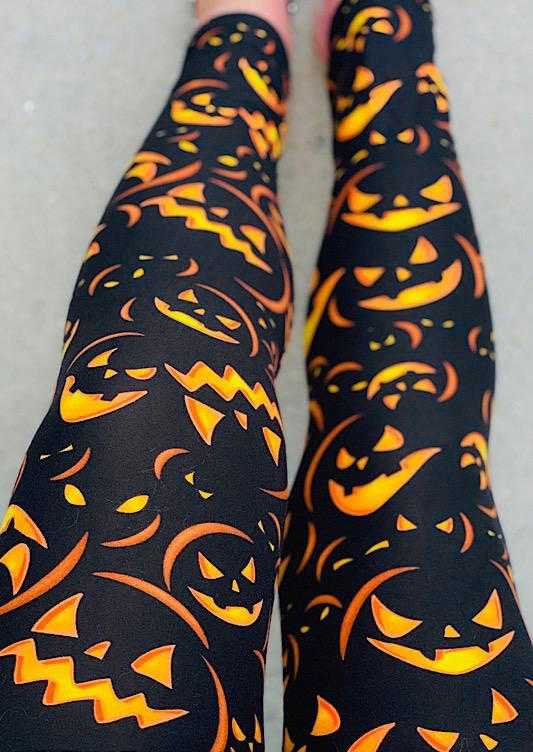 

Leggings Halloween Pumpkin Face Elastic Waist Leggings in Black. Size