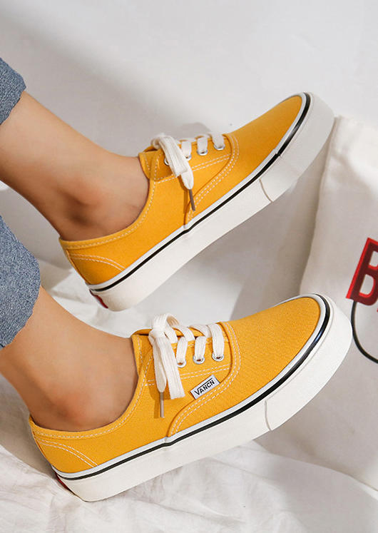 

Sneakers Lace Up Round Toe Flat Canvas Sneakers in Yellow. Size: ,39,40,41