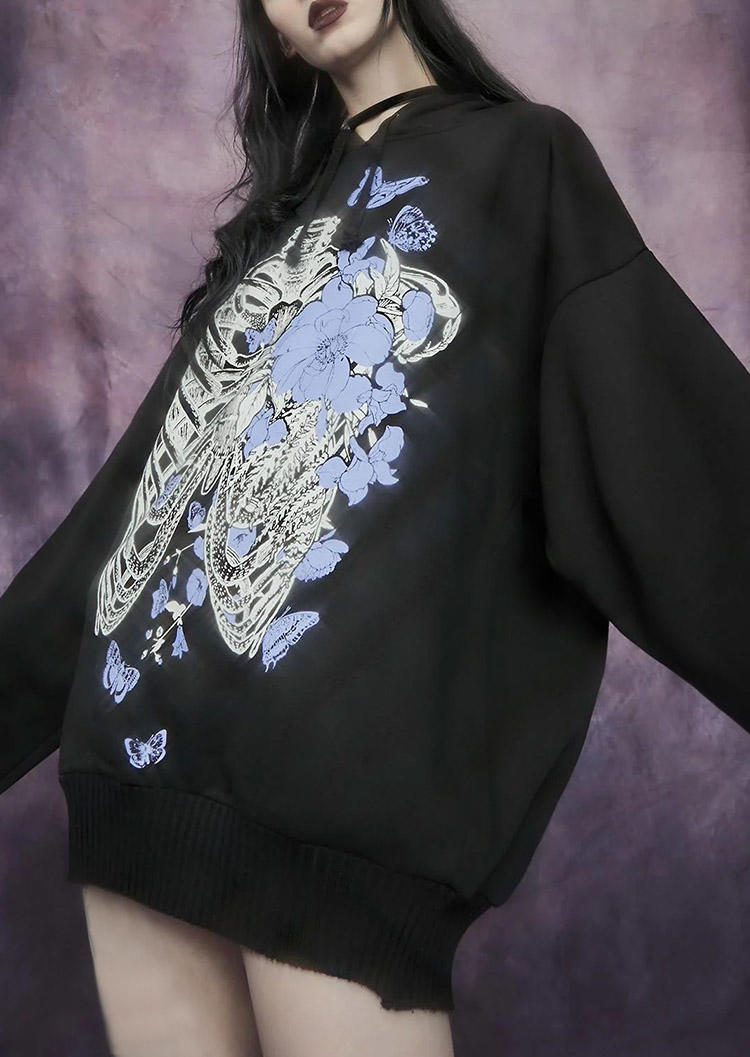

Hoodies Halloween Skeleton Flower Drop Shoulder Hoodie in Black. Size: ,M,L,XL