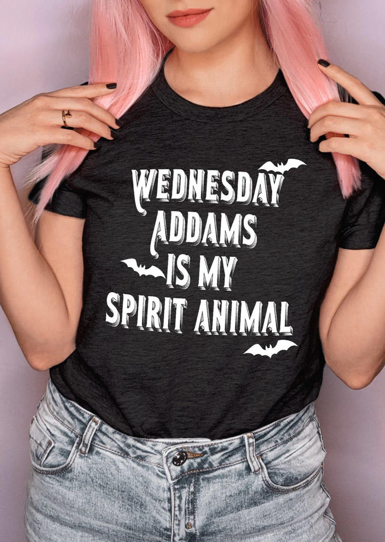 

T-shirts Tees Wednesday Addams Is My Spirit Animals Bat T-Shirt Tee in Black. Size: ,L