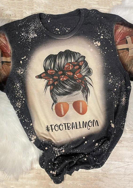 

T-shirts Tees Football Mom Bleached O-Neck T-Shirt Tee in Black. Size