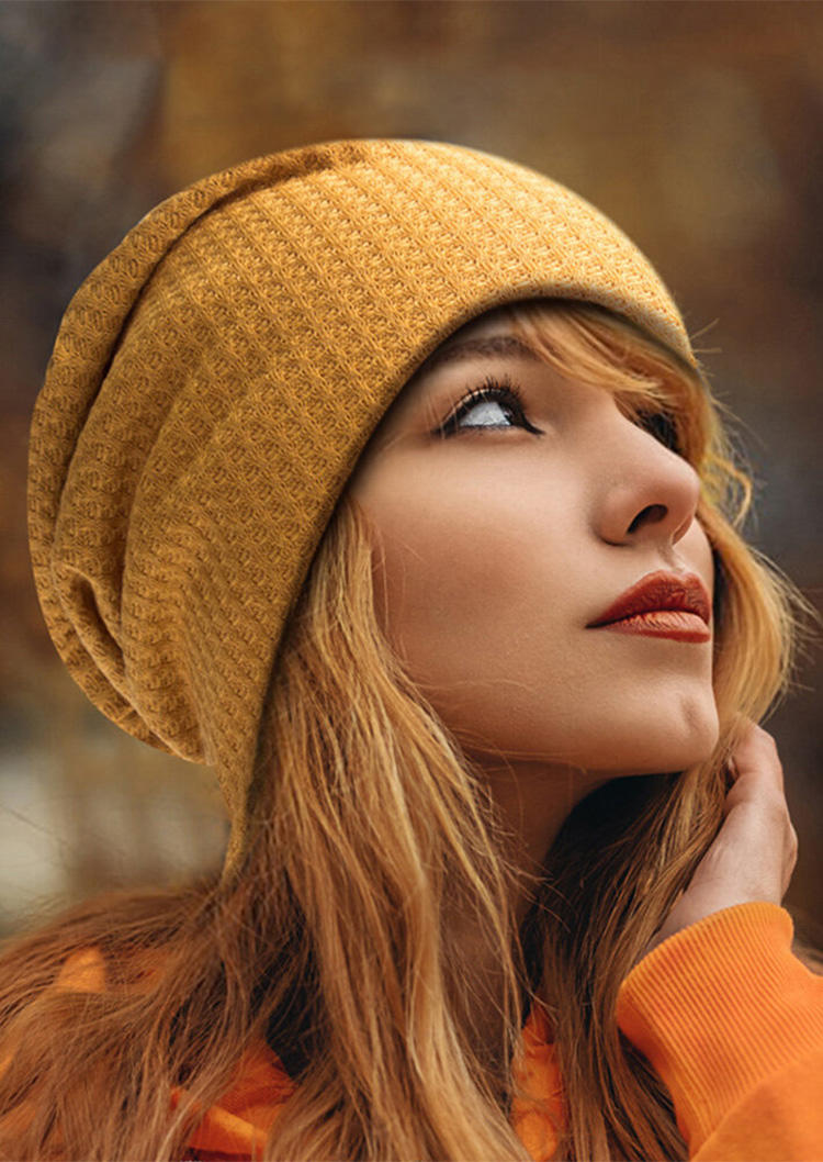 

Hats Knitted Breathable Beanie Hat in Black. Size