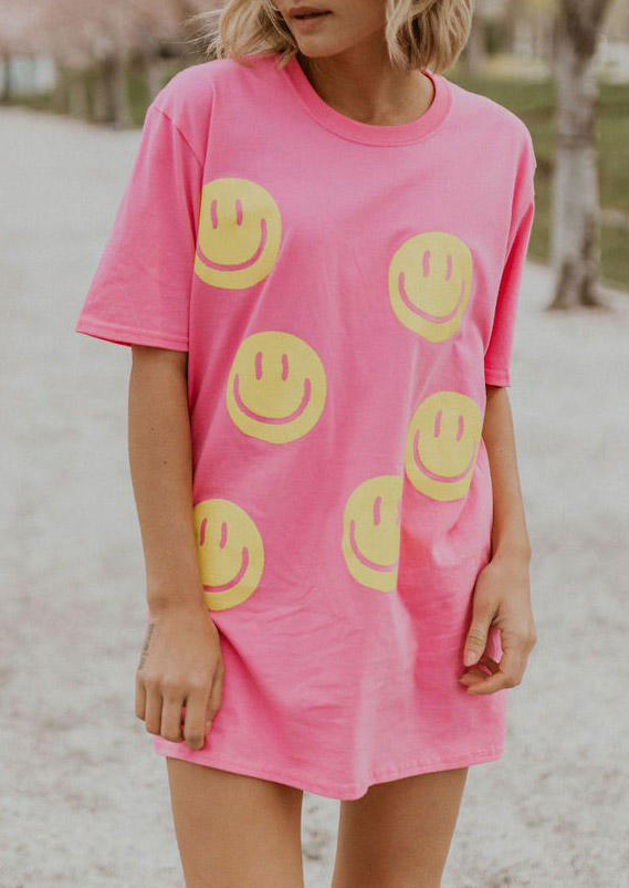 

T-shirts Tees Smiley Happy Face O-Neck T-Shirt Tee in Pink. Size: ,M,L,XL