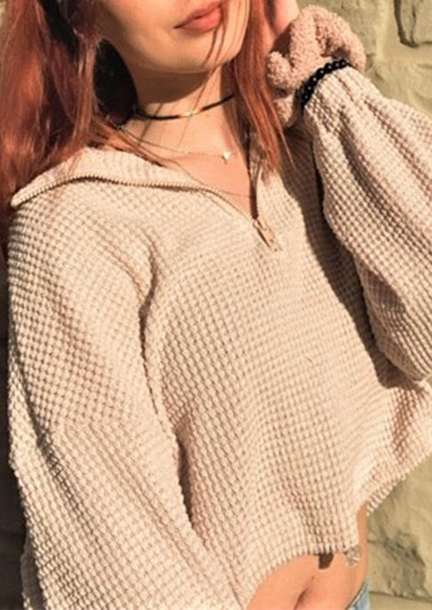 

Crop Tops Waffle Zipper Collar Long Sleeve Crop Top in Khaki. Size: ,M,L