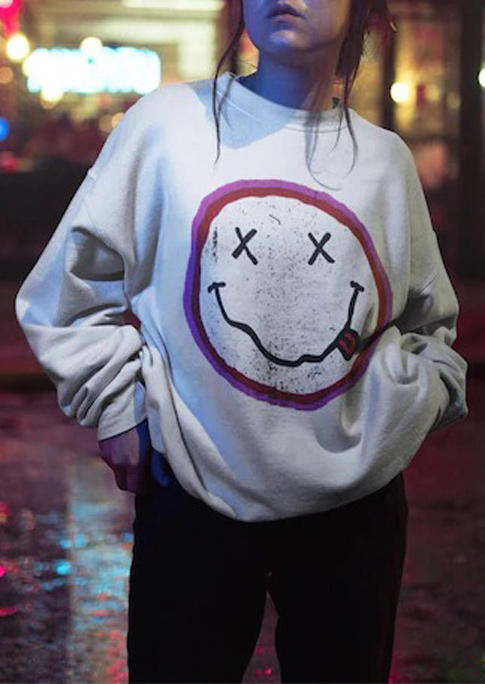 

Sweatshirts Nirvana Smiley Long Sleeve Sweatshirt in White. Size: ,XL