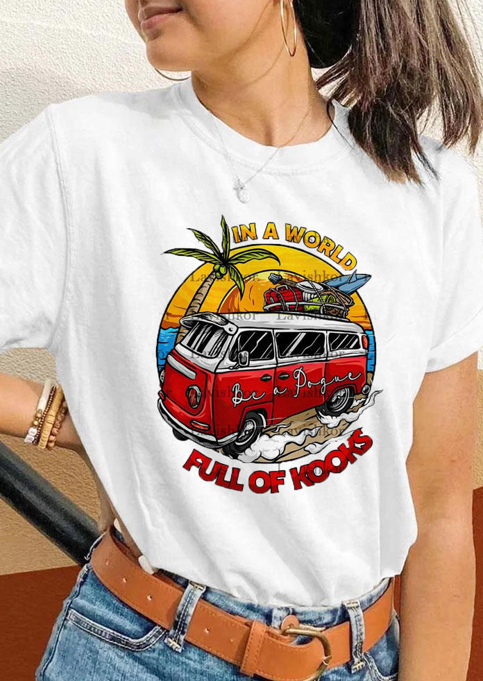 

T-shirts Tees Vintage In A World Full Of Kooks T-Shirt Tee in White. Size: ,M,L,XL